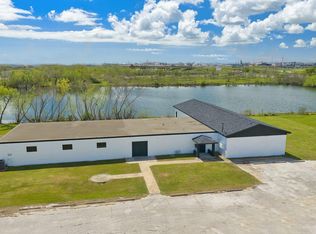 238 Johnson Cook Rd, Clute, TX 77531