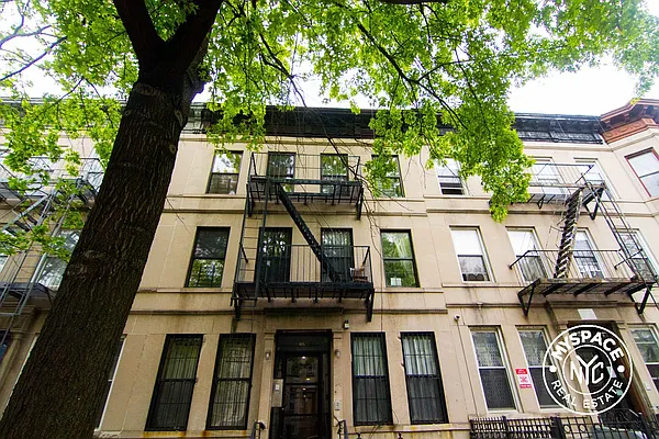 Rented by MySpaceNYC | media 14