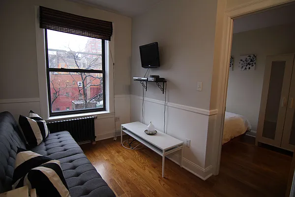 Rented by Compass | media 8