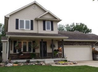 4915 Stream Side Cir, Des Moines, IA 50317