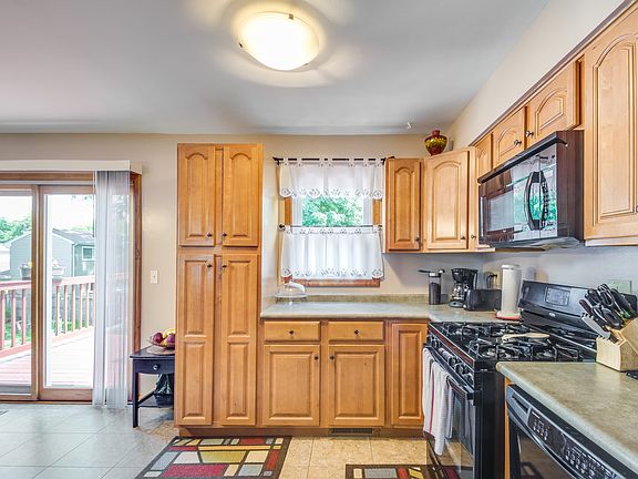 2nd image of 1196 Dogwood Ln