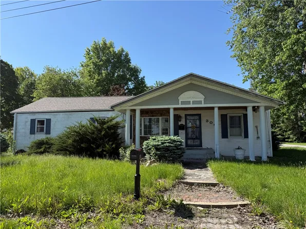 304 Buchanan St, Ashland, IL 62612