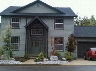 556 N View Dr, Winchester, OR 97495