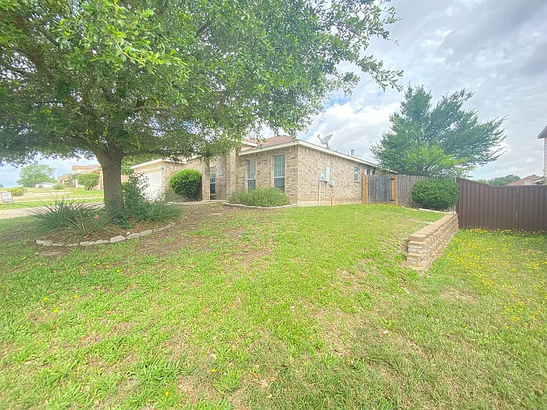 6005 Graphite Dr — Photo 25