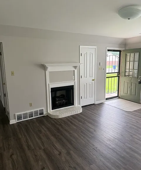 7345 Susie Ln — Photo 2