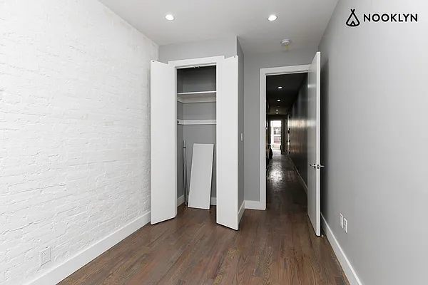 Rented by Nooklyn NYC LLC | media 26