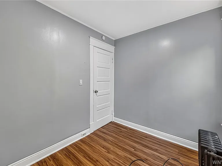 563 Humboldt Pkwy #UPPER — Photo 34