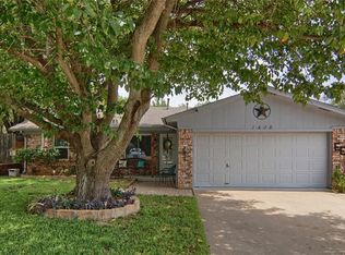 1408 Hanover St, Weatherford, TX 76086