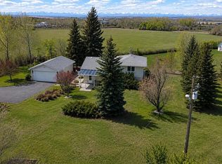 450151 W 118th St E, Rural Foothills County, AB T1V 1N3