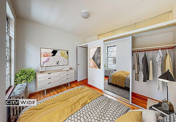 3rd image of 165 Stanton St #1A