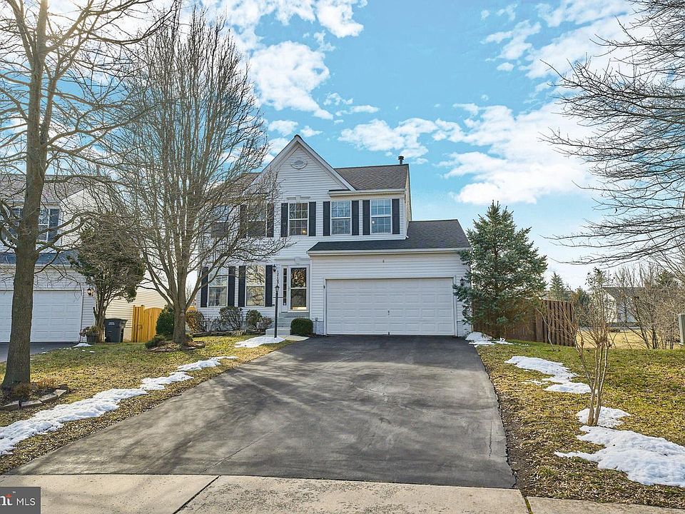 1st image of 12105 Sandown Ct
