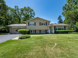 18285 W Timber Ln, Grayslake, IL