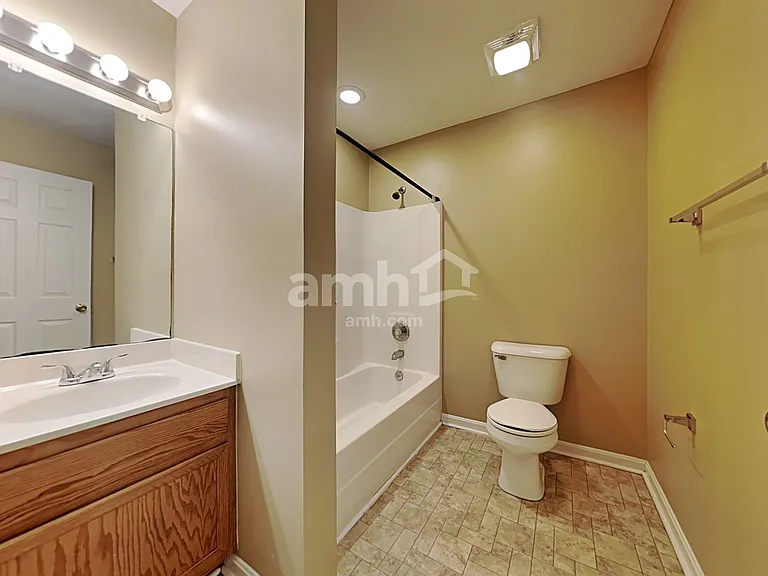 618 Fox Chase Way — Photo 17