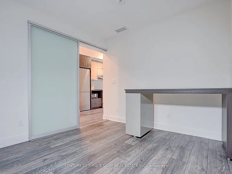 188 Fairview Mall Dr #219 — Photo 44