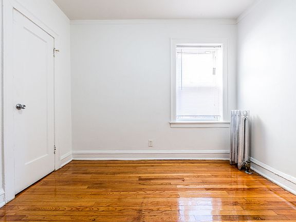 2nd image of 7801-11 S Yates Ave #7805-1