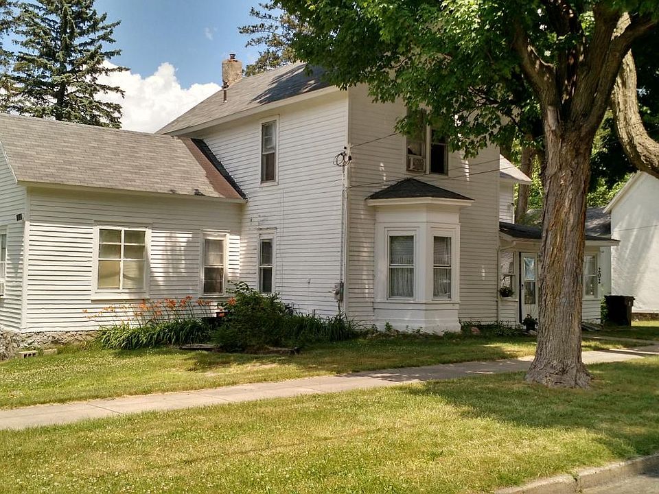 1st image of 202 Sanborn Ave