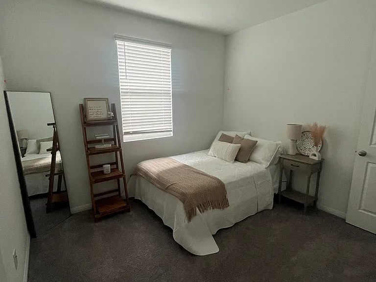 Phebe Foster St — Photo 16