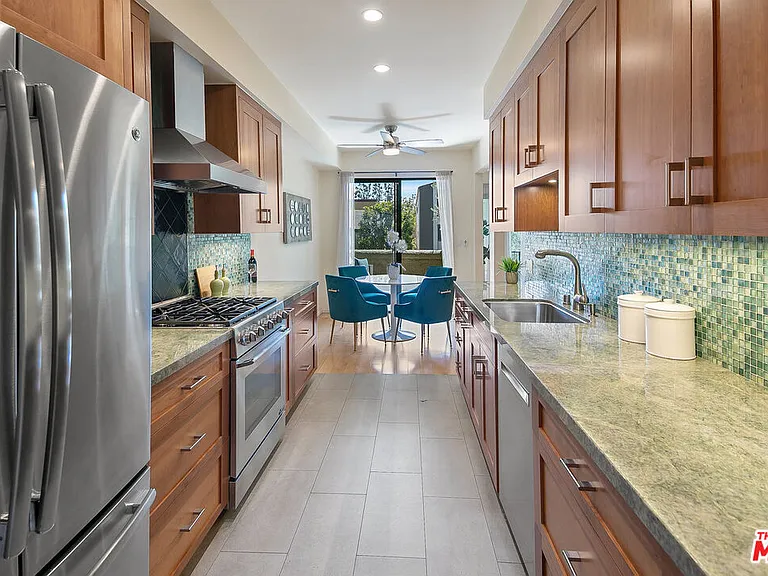 1506 S Bentley Ave #308 — Photo 16