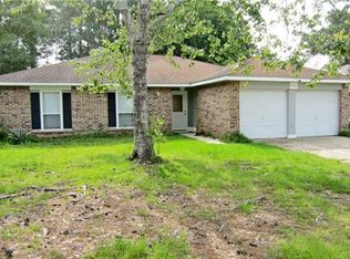 810 Lake Arthur Ct, Slidell, LA 70461