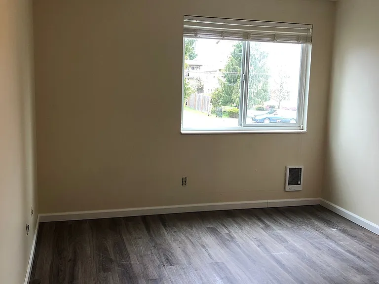 445 SW 156th St — Photo 14