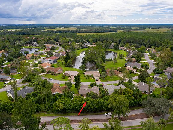 3rd image of 5 Carriage Creek Way
