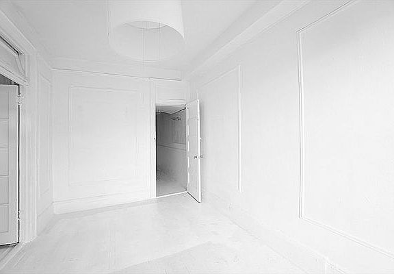 4th image of 340 E 6th St APT 17
