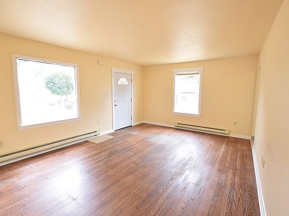 5th image of 4611 S American Lake Blvd