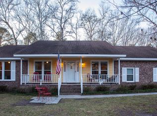 121 Sumners Aly, Summerville, SC 29485