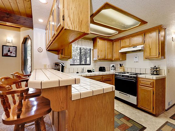 4th image of 42427 Tioga Dr