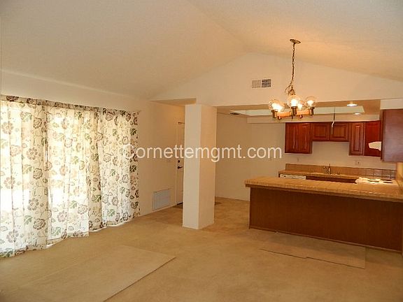3rd image of 7236 Willow Wind Ct