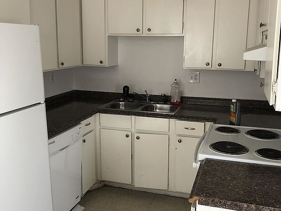 4th image of 3204 S 1850 W #A