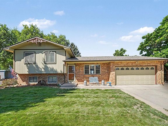 2nd image of 327 Maple Drive