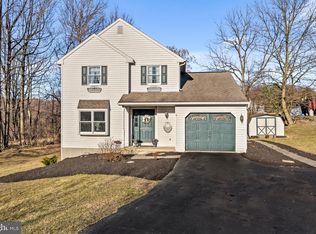 101 Clydesdale Cir, Honey Brook, PA 19344