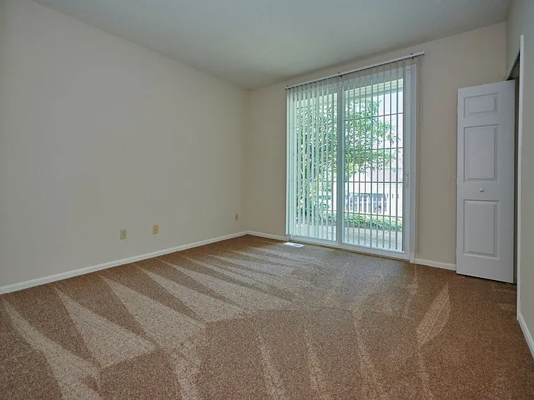 Grand Bay Apartments and Townhomes — Photo 63