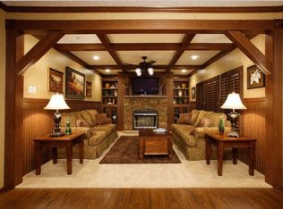 272 Dundee, Saline, MI 48176