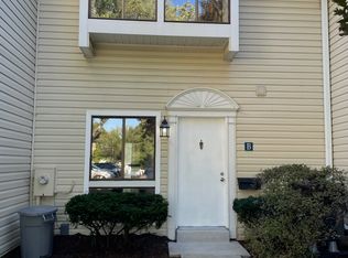 290 Hilltop Ln UNIT B, Annapolis, MD 21403