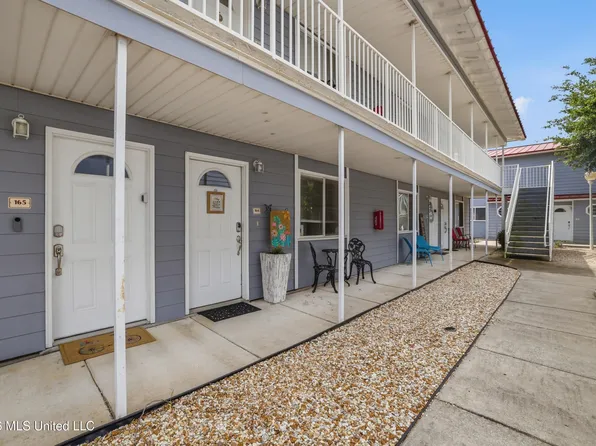 1664 Beach Blvd #164, Biloxi, MS 39531