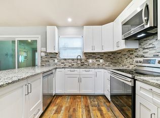 909 N Dove Rd, Grapevine, TX 76051