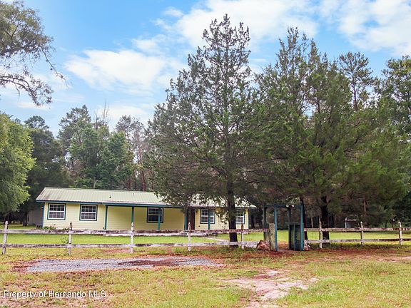 4th image of 16295 Hibiscus Rd