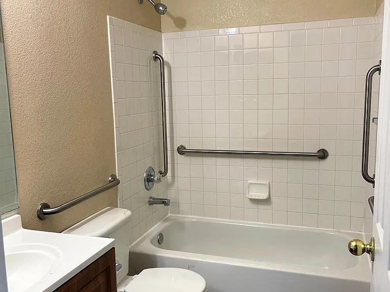 983 Canary Ct — Photo 26