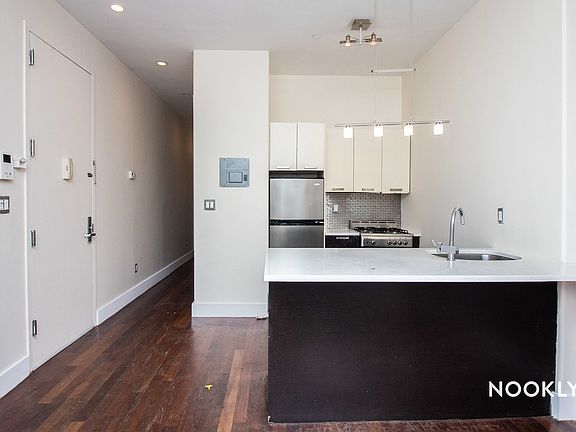 3rd image of 171 Rogers Ave #4F