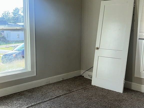 5th image of 193 Watt St