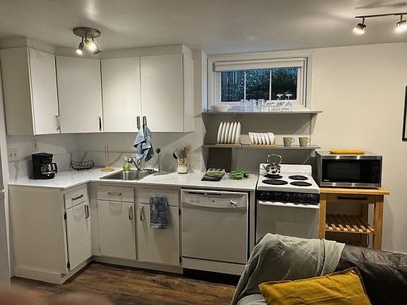 Kitchen complete with cookware, dishes, linens, etc.