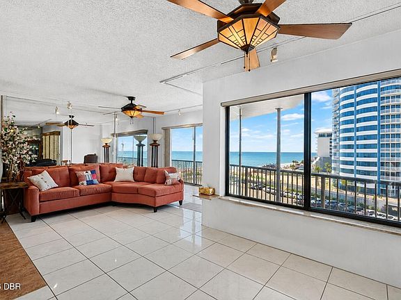 5th image of 2615 S Atlantic Ave APT 4C