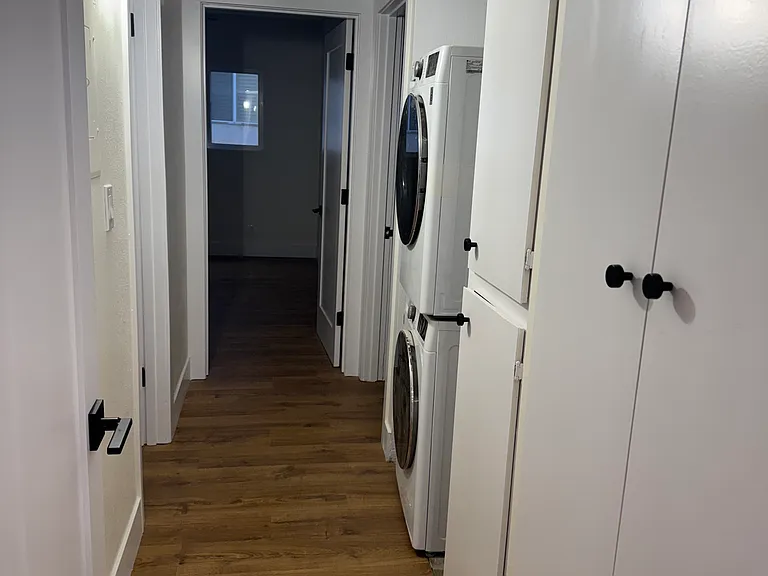 4429 Saugus Ave #3 — Photo 8