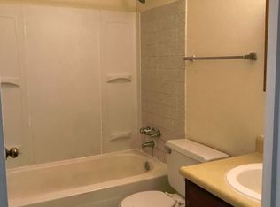 1561 Brooke Park Dr APT 3, Toledo, OH 43612