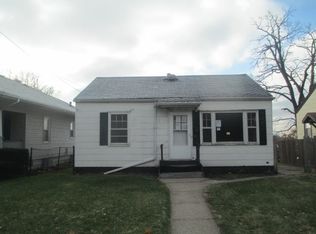 1533 W 10th St, Davenport, IA 52804