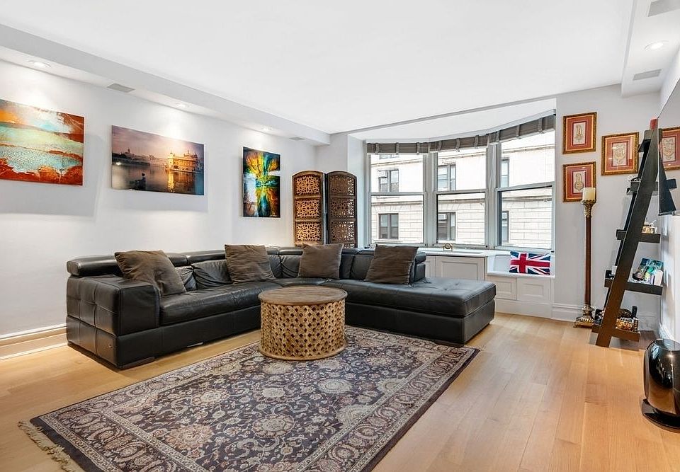 1st image of 2250 Broadway APT 4E
