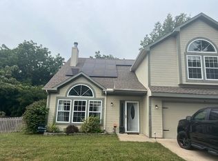 212 S Huntsman Blvd, Raymore, MO 64083