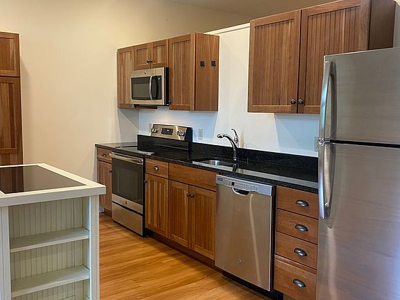 5th image of 133 Seymour St #101